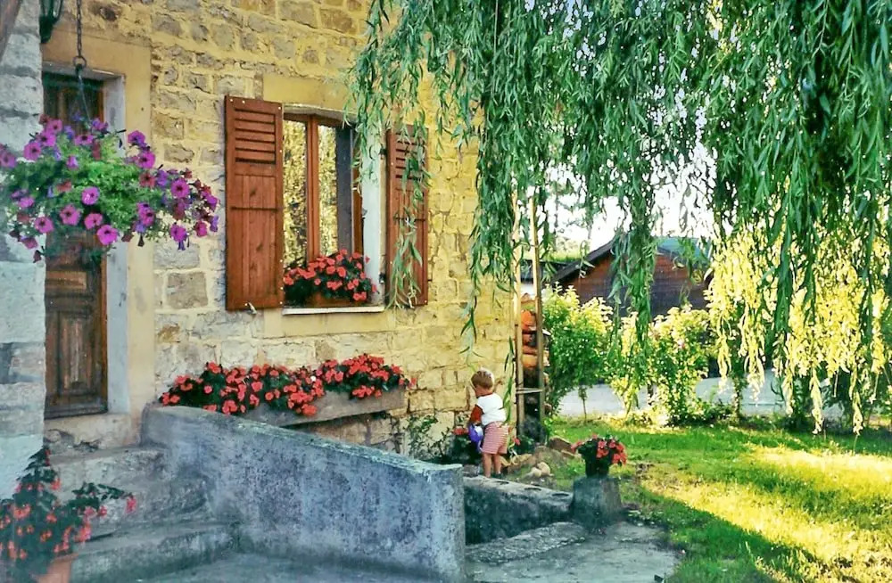 House With 2 Bedrooms in Chamblay, With Furnished Garden and Wifi