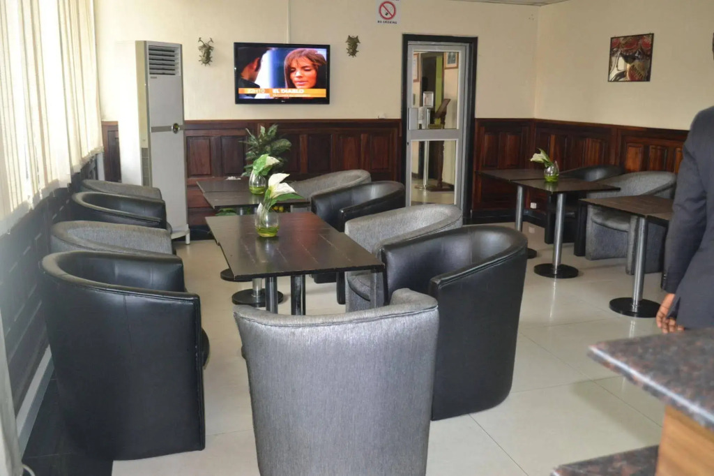 Hôtel La Falaise Bonanjo