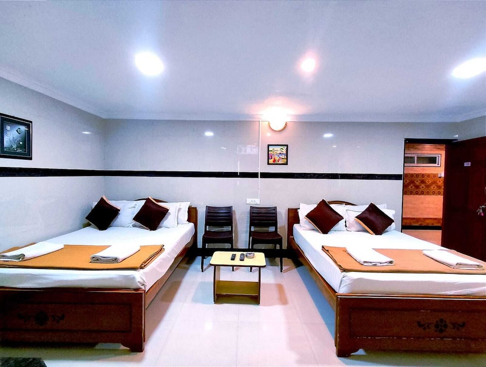 Hotel GVS Residency