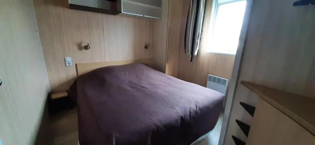 Chalet de 2 chambres a Grandcamp Maisy a 200 m de la plage avec piscine partagee jardin clos et wifi