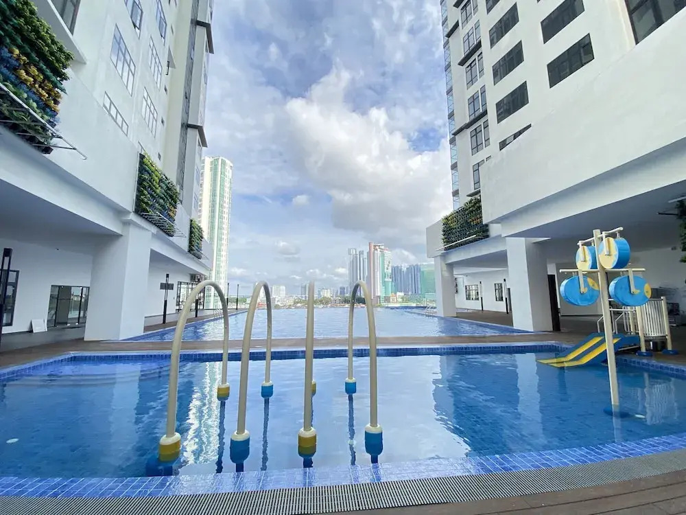 Space Residency by Avery with Cityview at JBCC #Free Parking #Walk 100m to KSL #Infinity Pool #中英文房东