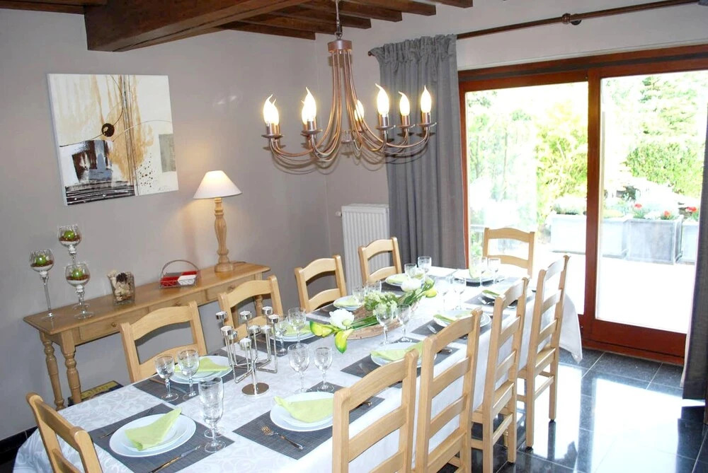 House With 5 Bedrooms in Bertrix, With Enclosed Garden and Wifi