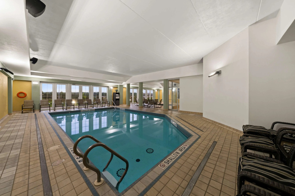 Best Western Plus Orangeville Inn & Suites