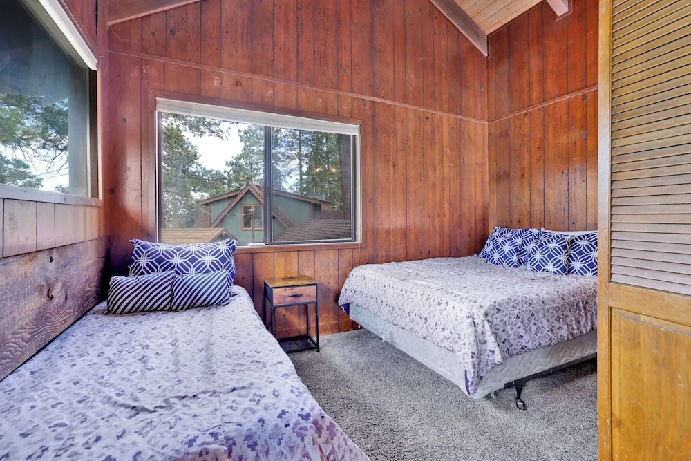 Lakeview Fishing House-121 by Big Bear Vacations