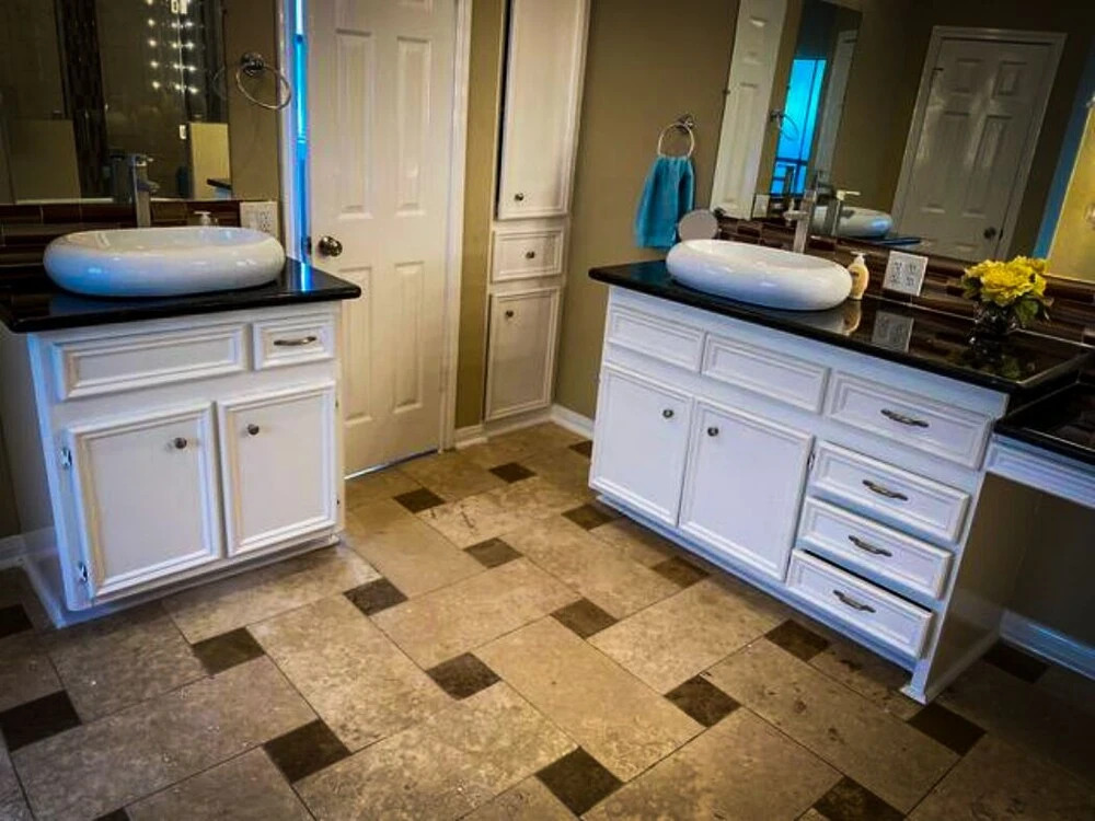 4Bdrm 3.5Bath 8Beds - Pool House