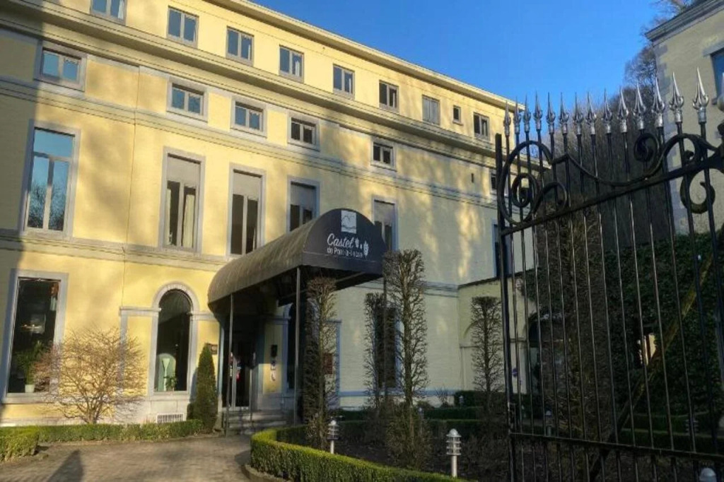 Castel de Pont-a-Lesse