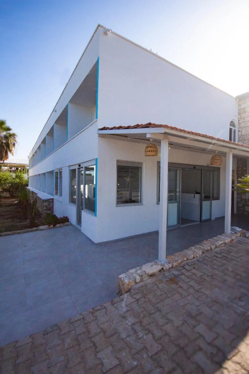 Mojo Otel Beach