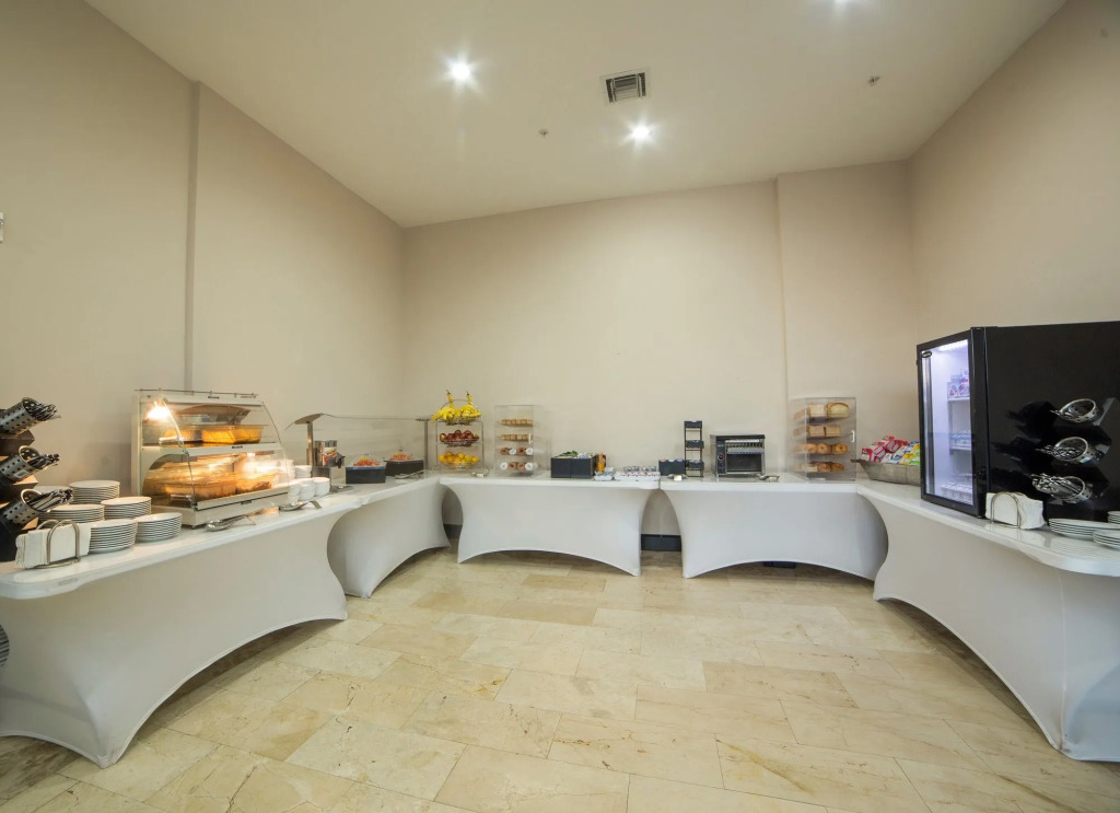Nuvo Suites Hotel - Miami Doral