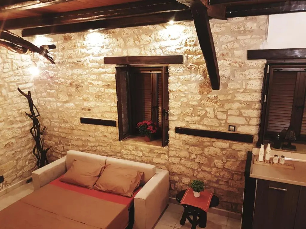 House of Stone Vliho - 2.5km from Nidri