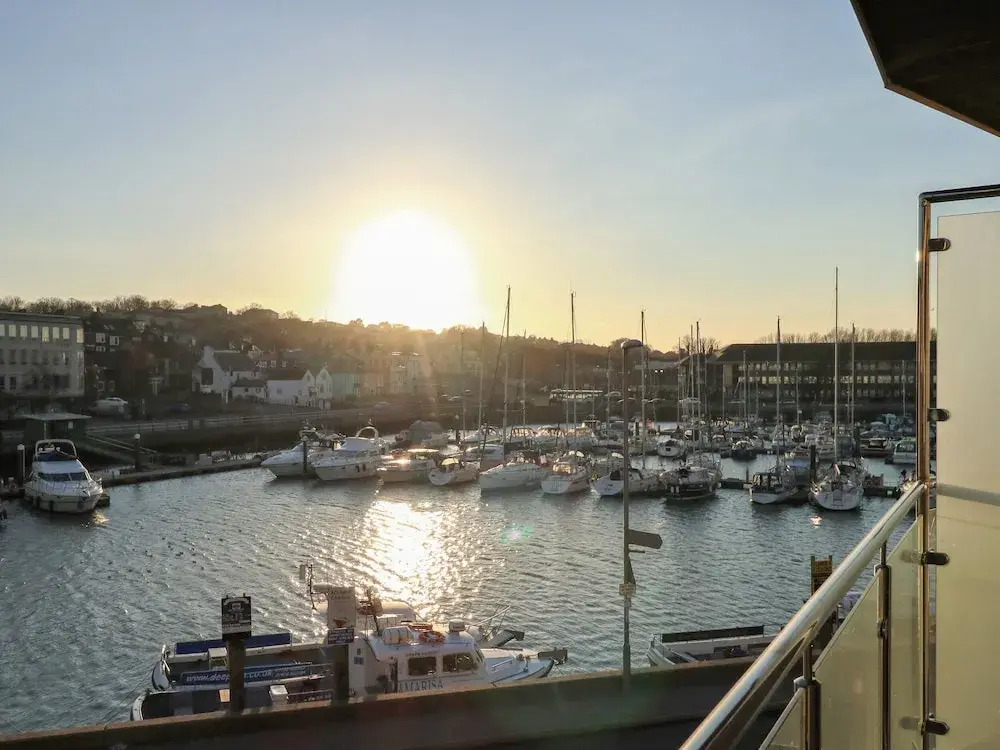Harbourside Haven Apartment 4