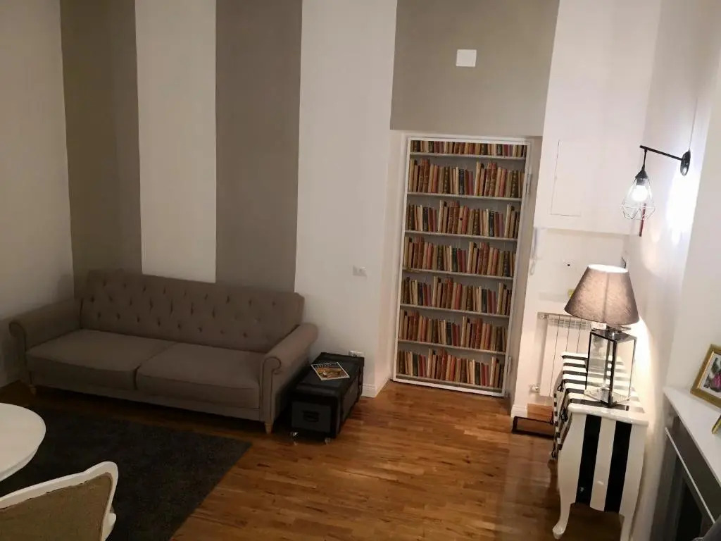 Urbana 33