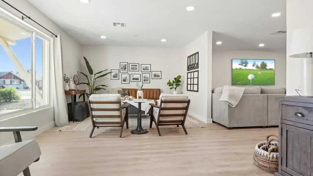 Just Listed! Old Town Paradise W/htd Pool & Spa!