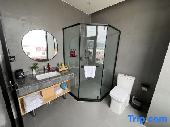 G Joyful Chujian Hotel (Mengzi Station)