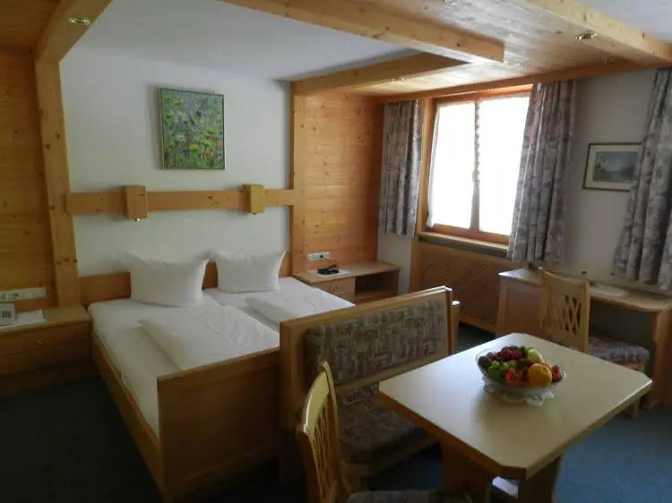 Hotel Alpenblume