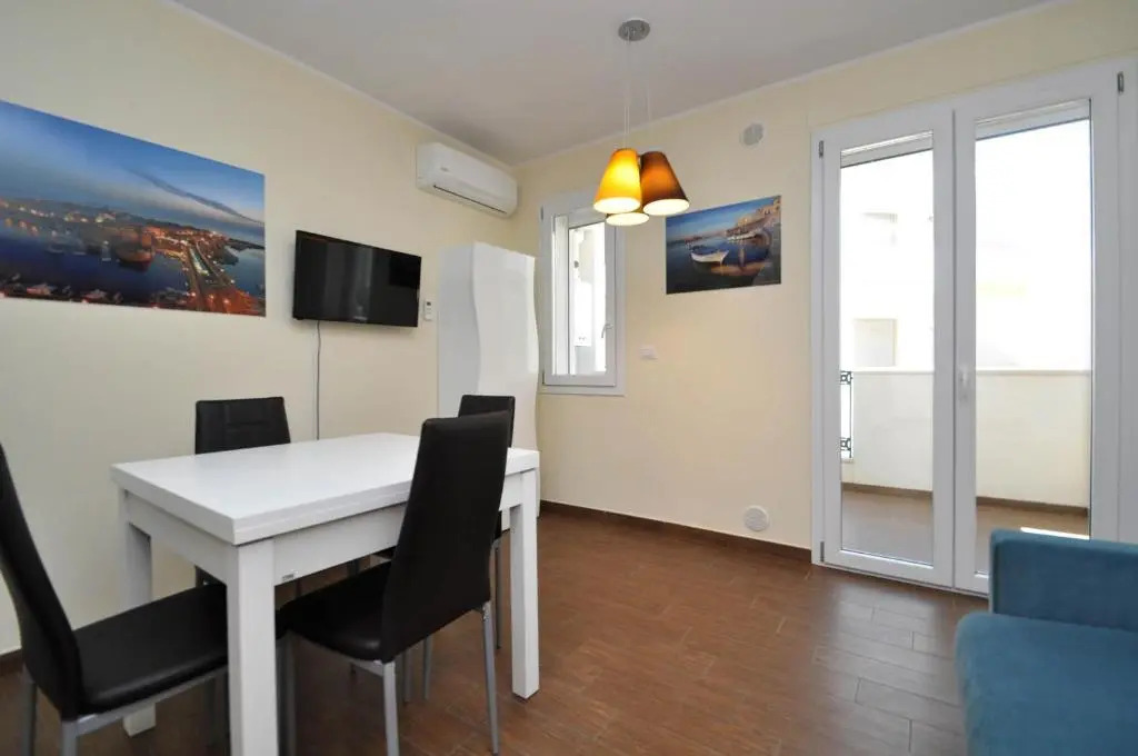 Felicity Residence