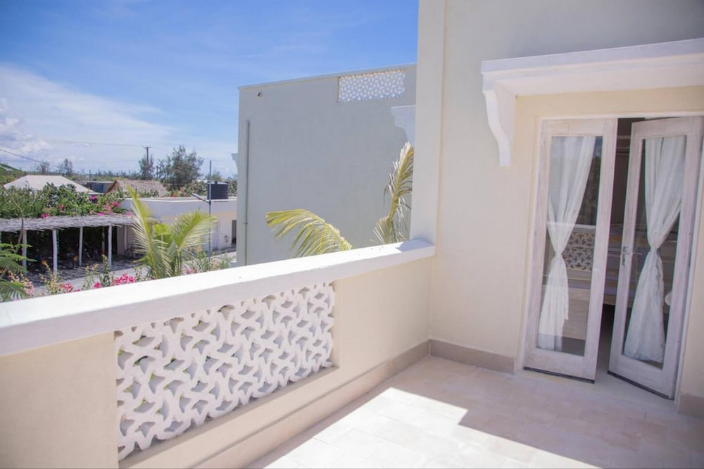 Tranquil Villa Apartment in Papa Remo Village-2326