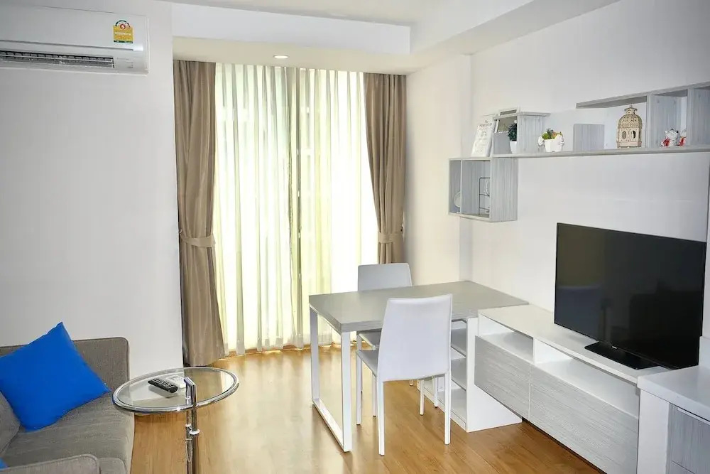 Luxury Condo Nimman, Best Location, Poolsauna