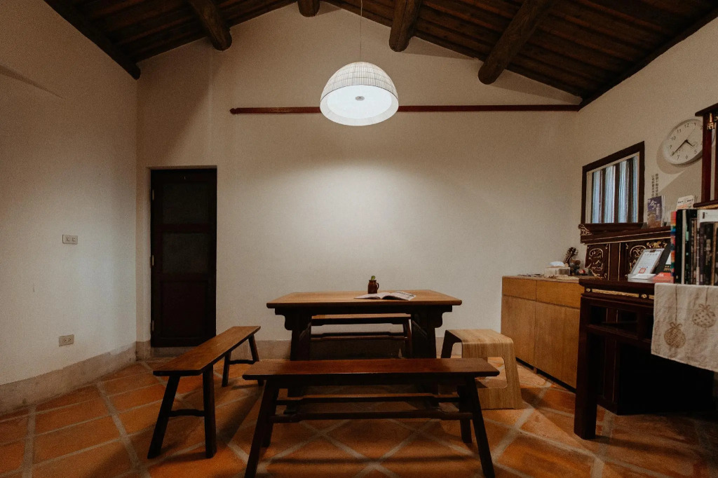 Live Guest House