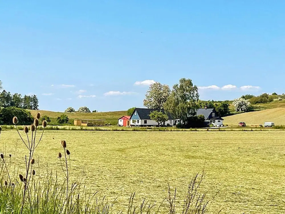 5 person holiday home in Löderup-By Traum