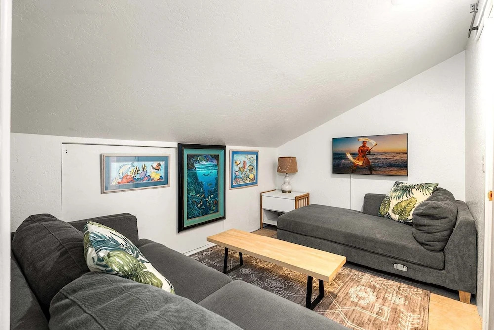 Large 3BR + Loft at Kanaloa Pools, Golf Views & Prime Keauhou Location