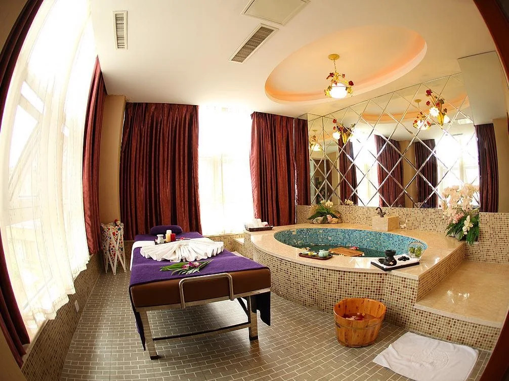 Jimo Chengtou Hotspring VIP Spa Club