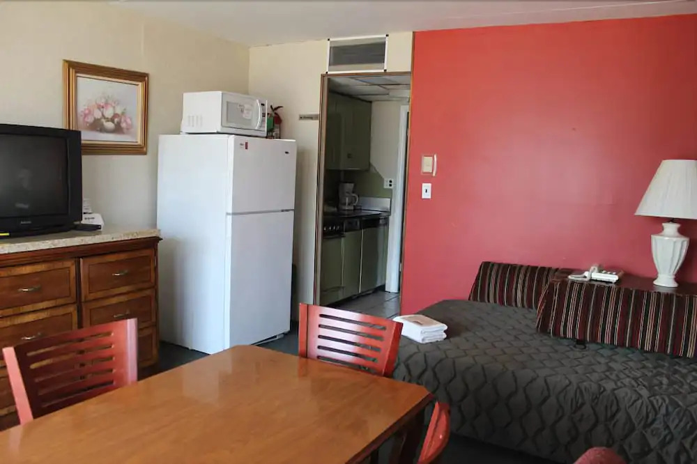 Carideon Motel