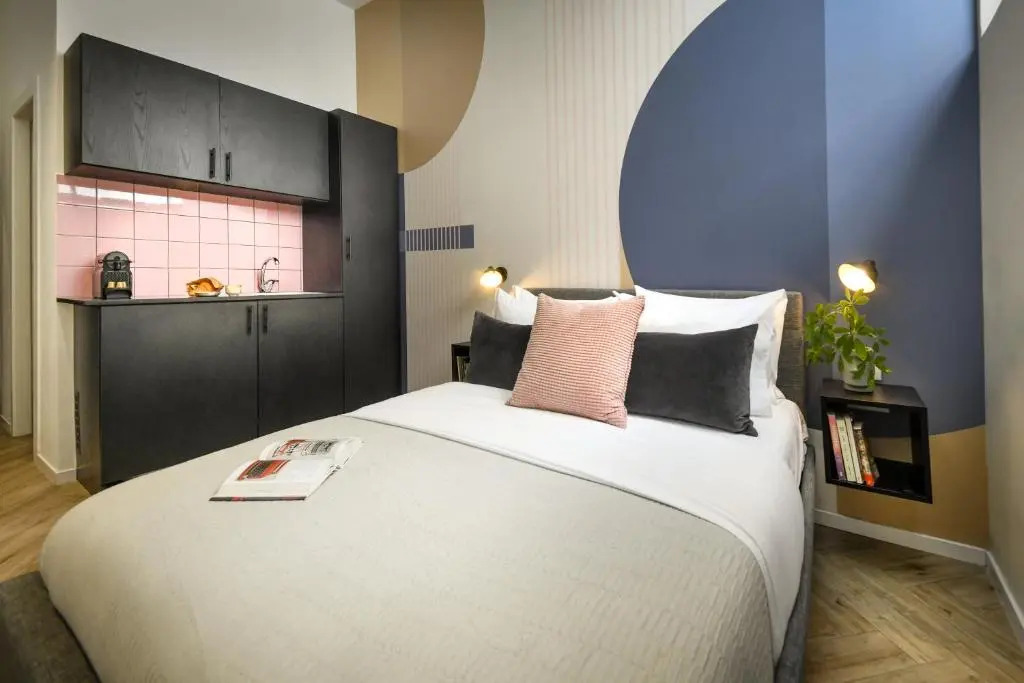 Colorbox - by Loginn Tel-Avivian hotels