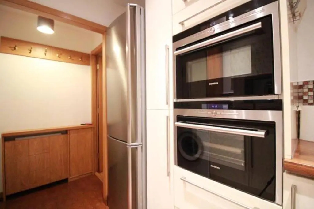Cheerful Two-Bedroom Residential Home