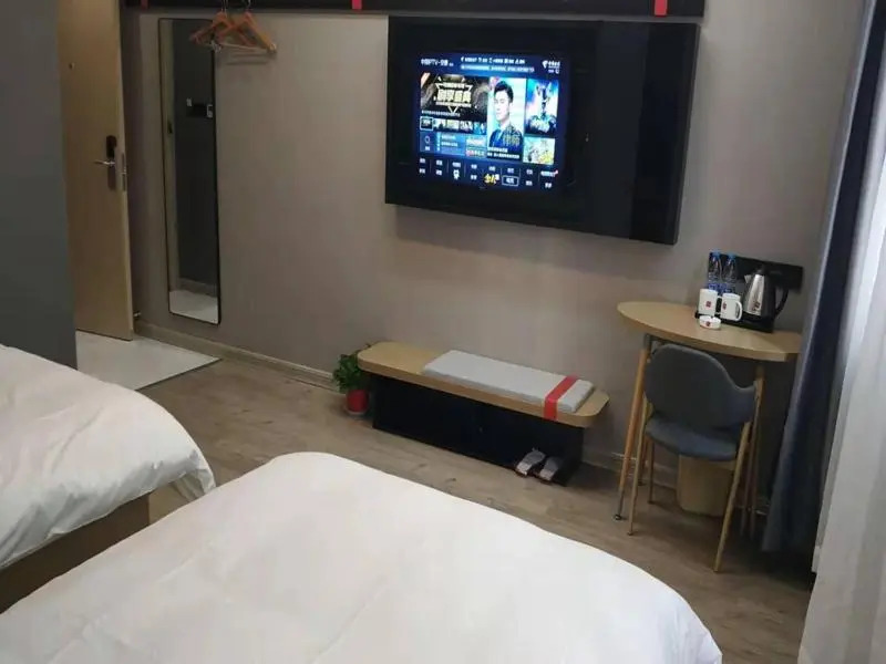 Thank Inn Chain Hotel Anhui Suzhou Lingbi County People's Hospital Zhongxiu Jincheng