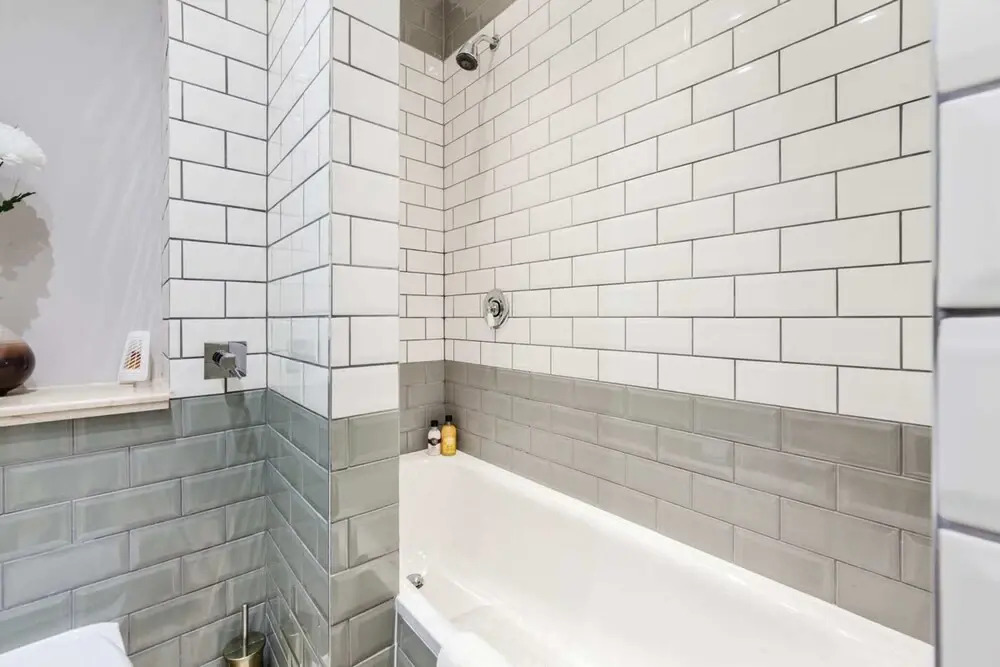 Modern 2 bed Flat, West Kensington, Sleeps 4