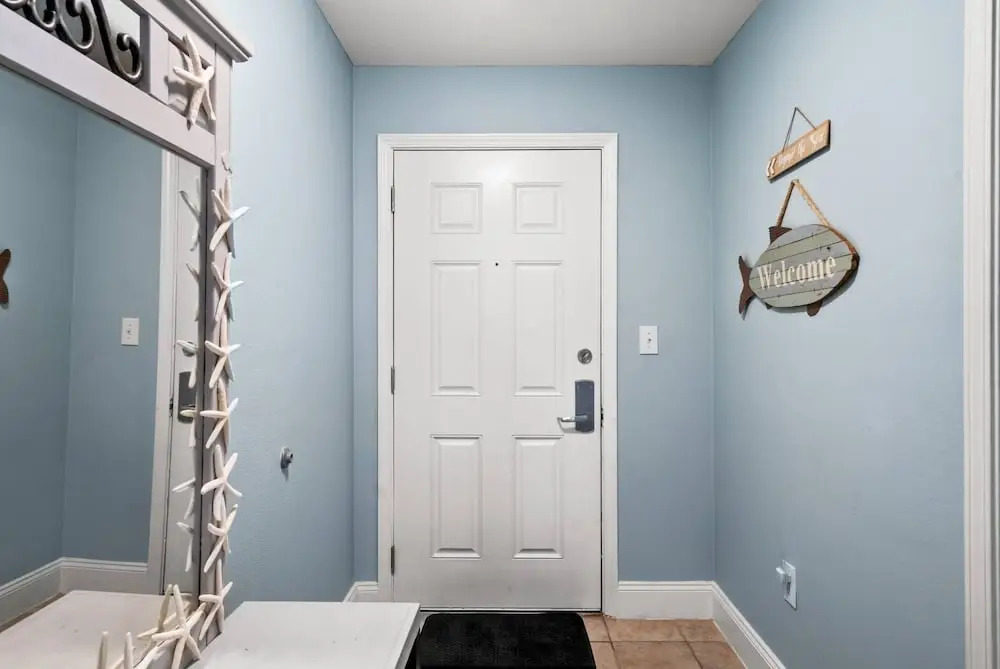 Laketown Wharf Unit 104