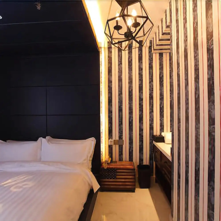 Q+ Wei'ai Boutique Fashion Hotel