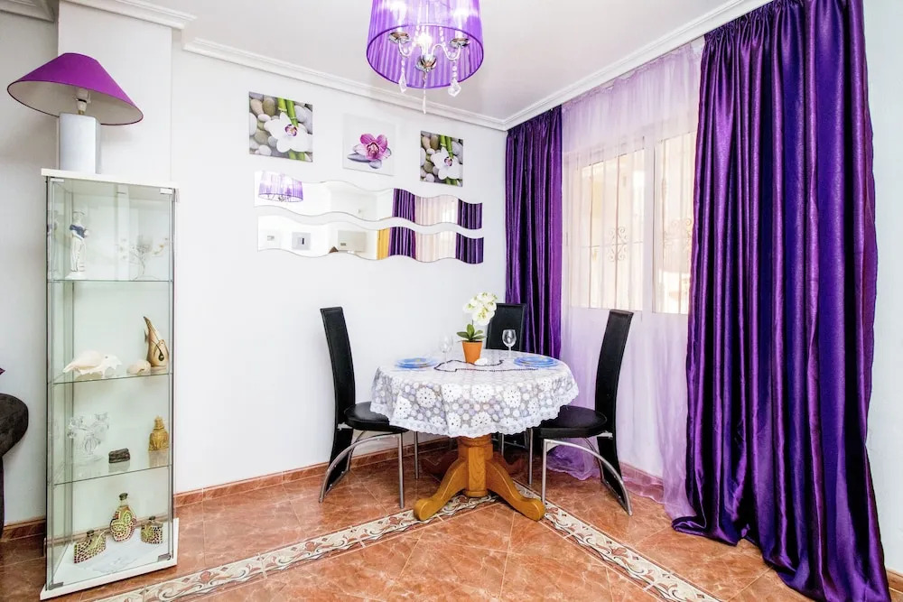 Espanatour Town House Ruslan
