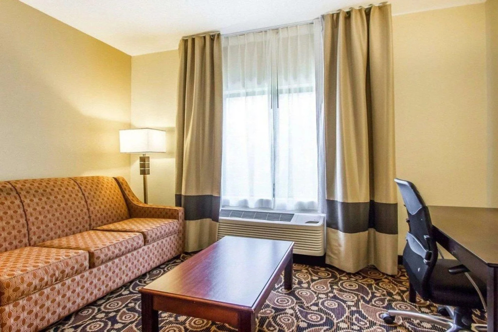Comfort Suites Daphne - Mobile East Bay