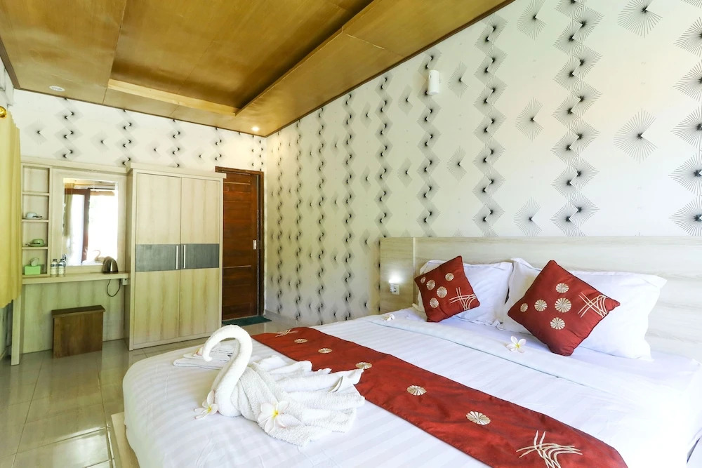 Manta Cottages with Sea View