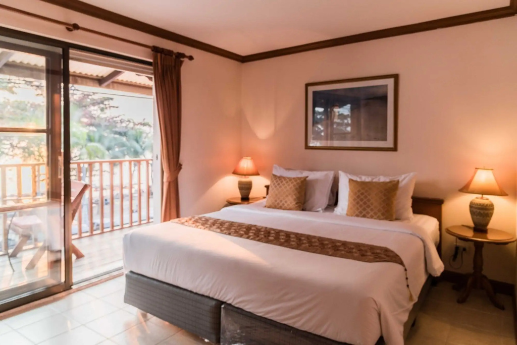 Hotel Jomtien Boathouse