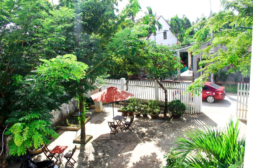 Apricot Homestay