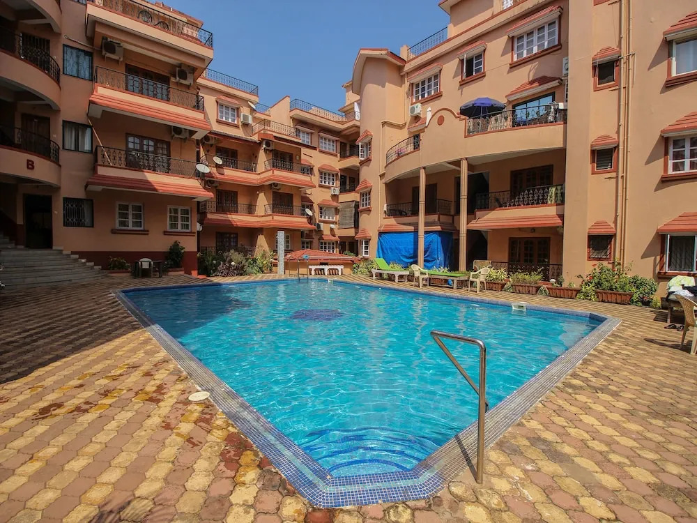 OYO 10093 Home Pool View 1BHK Calangute