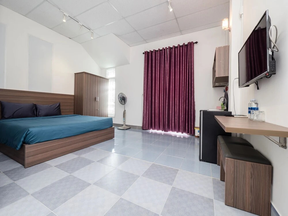 Joy House & Apartment