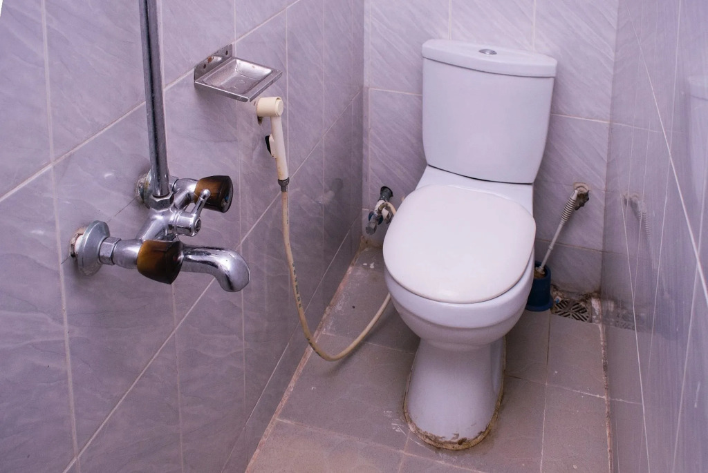 Maxton Suites Magodo