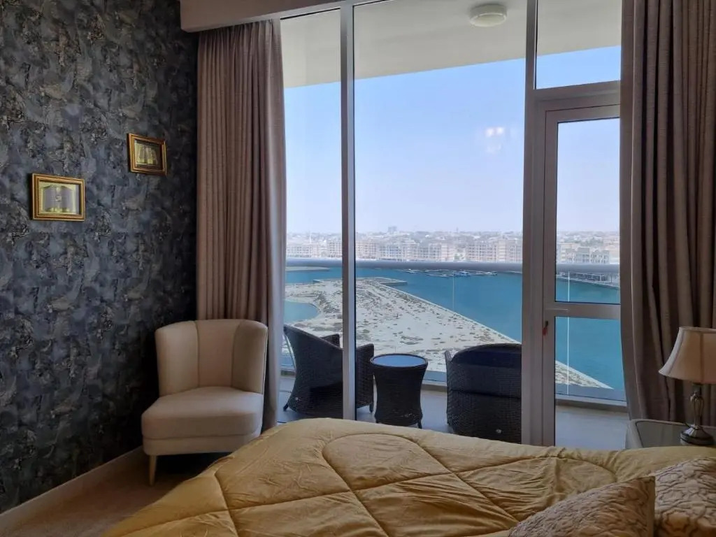 LUXURY 2 Bedroom Apartment in GATEWAY Residence