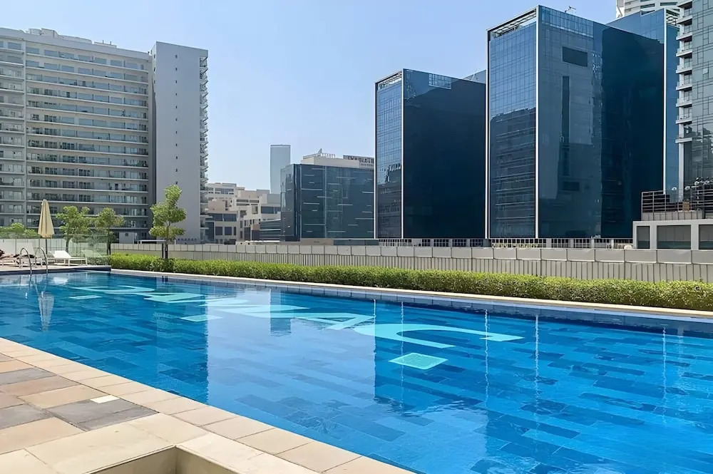 Burj Khalifa View - High Floor 1BR Apt