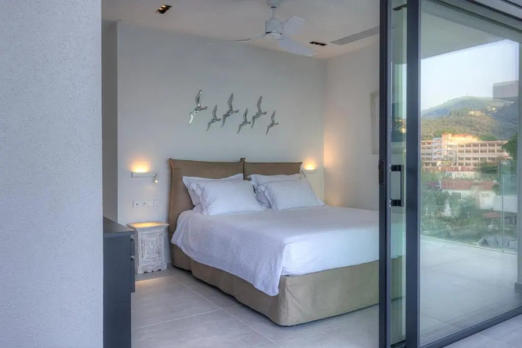 Luxury Villas Skiathos