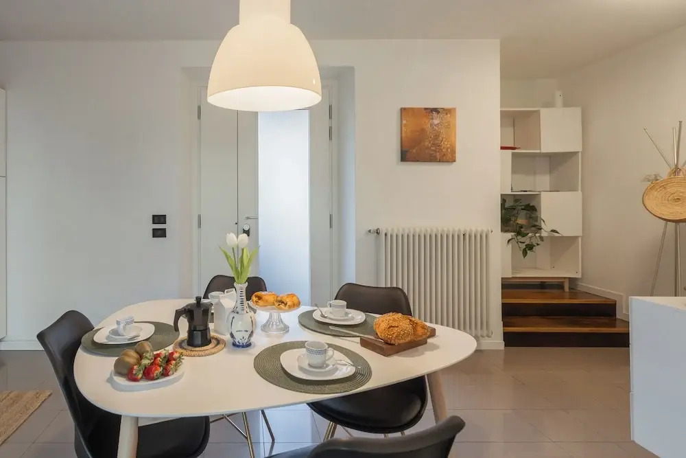 Ponente Balcony & Garden by Rent All Como