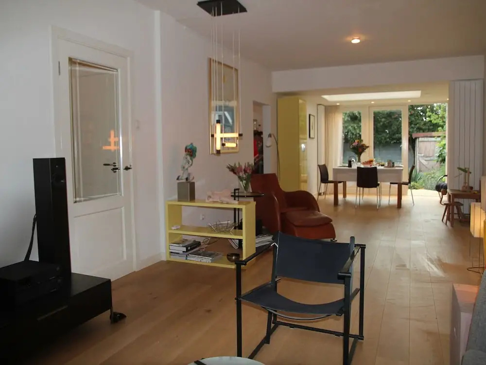 Luxury Holiday Home in Heiloo with Terrace And Garden