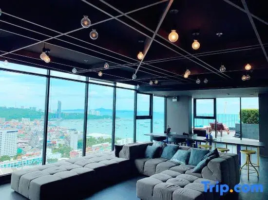 The Base Pattaya Condominium