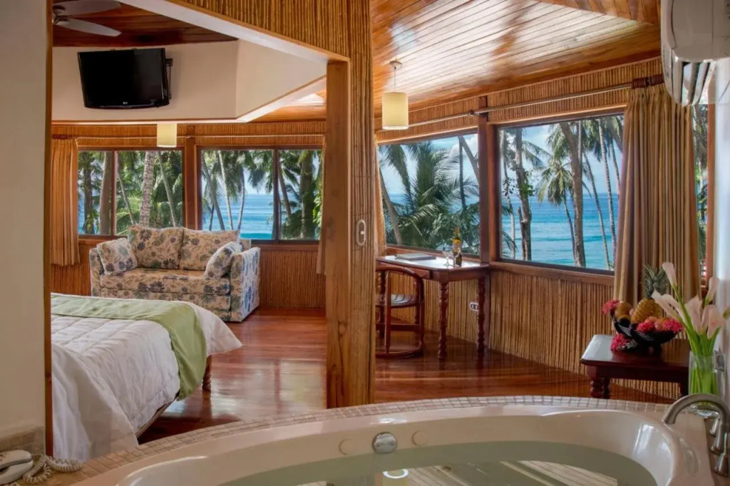 Tango Mar Beachfront Boutique Hotel & Villas