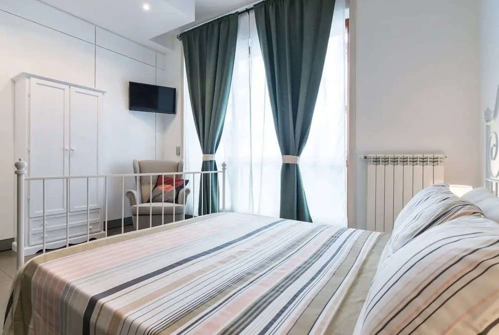 Luxury 5 Bedrooms In The Heart of Milan