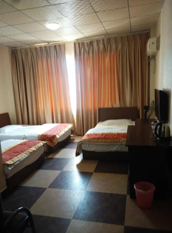 Yurui Business Hotel