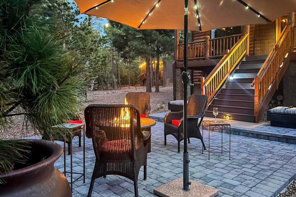 Near Golf & Hikes: Torreon Cabin w/ Furnished Deck